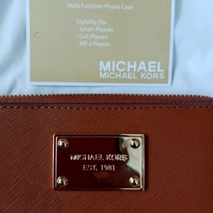 Michael Kors Wallet,Cell Phone Case.